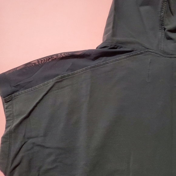 Victoria Sport Mesh Sleeveless Zip Up Hoodie - Picture 6 of 7